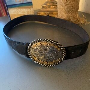 CODY JAMES, man’s belt BLACK leather size 38 Belt is 1.5 inches wide and 44 long